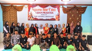 PAGELARAN SENI